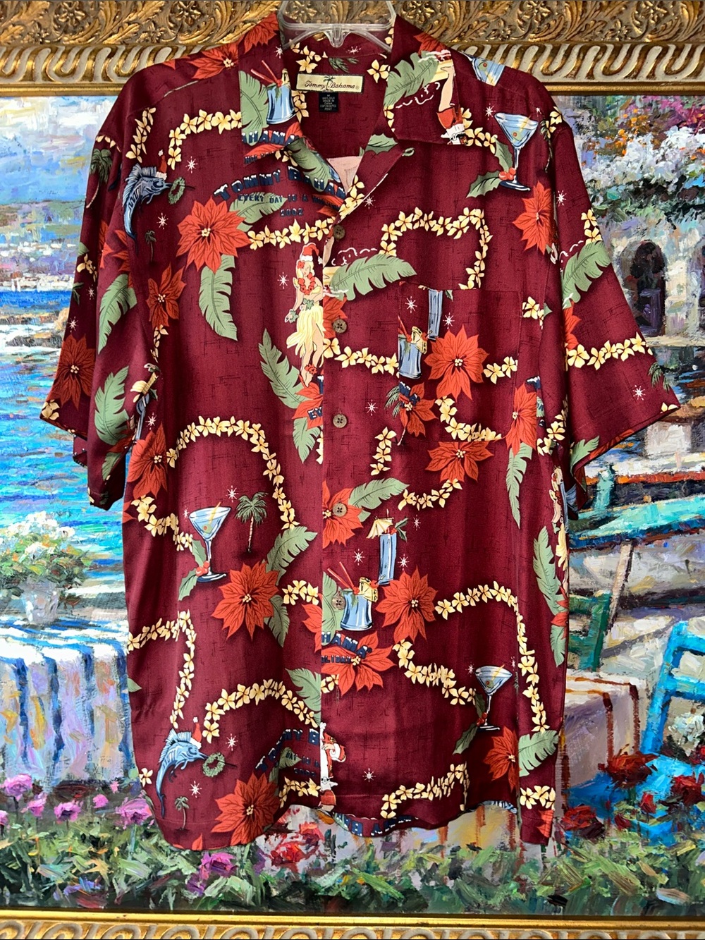Vintage Tommy Bahama 100% silk everyday is a holiday Hawaiian button up shirt